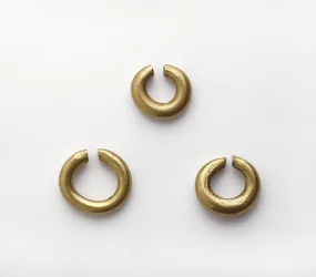 Pierścionki złote (złoto)